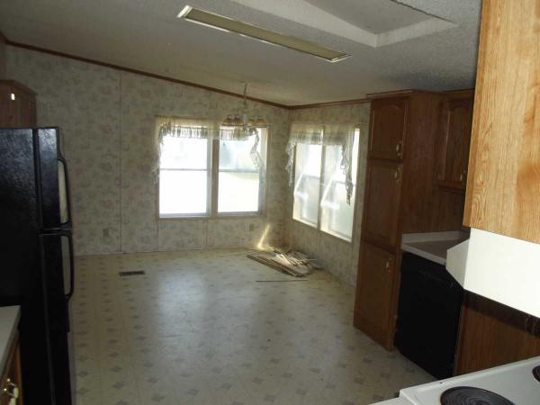 Fairfield Manor 1038 Grouse DrBay City, MI 48706