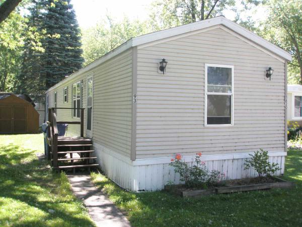Bay Village Mobile Home Estates 1274 W. Hampton RoadLot #93Essexville, MI 48732