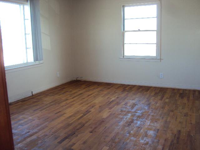1102 Woodside AveEssexville, MI, 48732Bay County