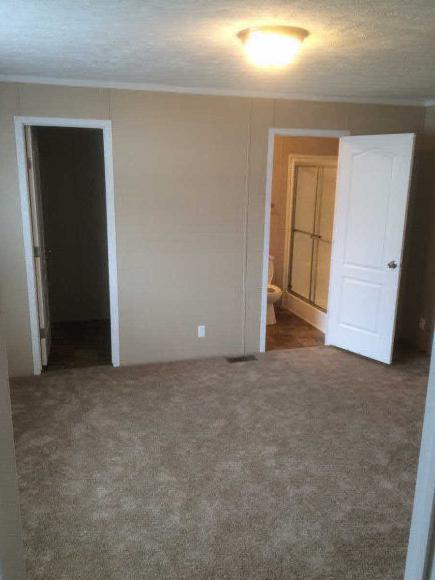 Windsor Estates 381 SterlingDimondale, MI 48821
