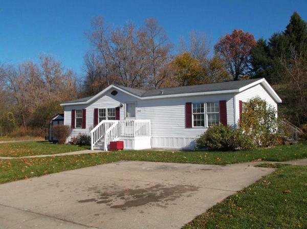 Dutch Hills Manufactured Housing Community 16400 Upton Road, #202East Lansing, MI 48823