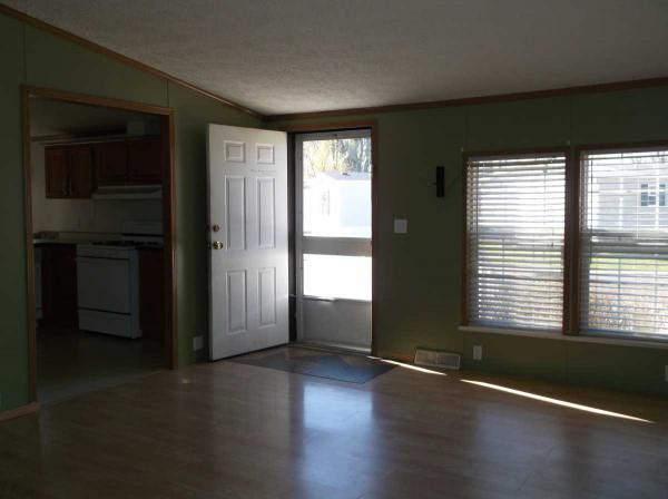 Dutch Hills Manufactured Housing Community 16400 Upton Road, #202East Lansing, MI 48823