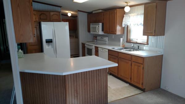 Sherwood Forest Mobile Home Estates 1133 Yeomans St lot 124Ionia, MI 48846