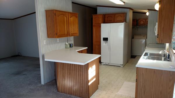 Sherwood Forest Mobile Home Estates 1133 Yeomans St lot 124Ionia, MI 48846