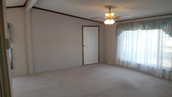 Sherwood Forest Mobile Home Estates 1133 Yeomans St lot 124Ionia, MI 48846
