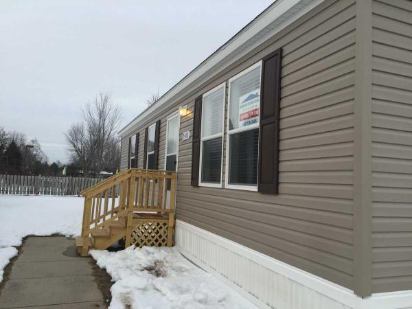 The Crossings On Broadway 5413 E Clover LaneMount Pleasant, MI 48858