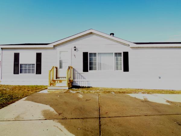 Independence Commons 194 MonticelloPotterville, MI 48876