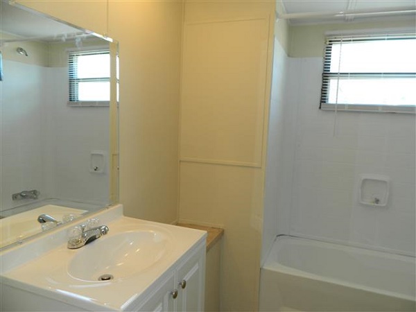 King Arthur's Court 400 Castle DriveLansing, MI 48906