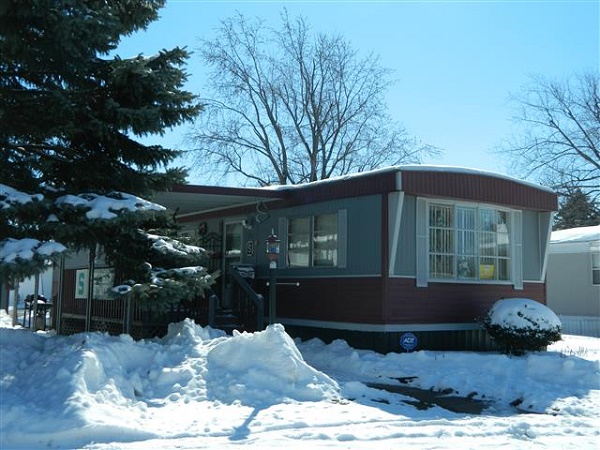 King Arthur's Court 412 Brittany DriveLansing, MI 48906