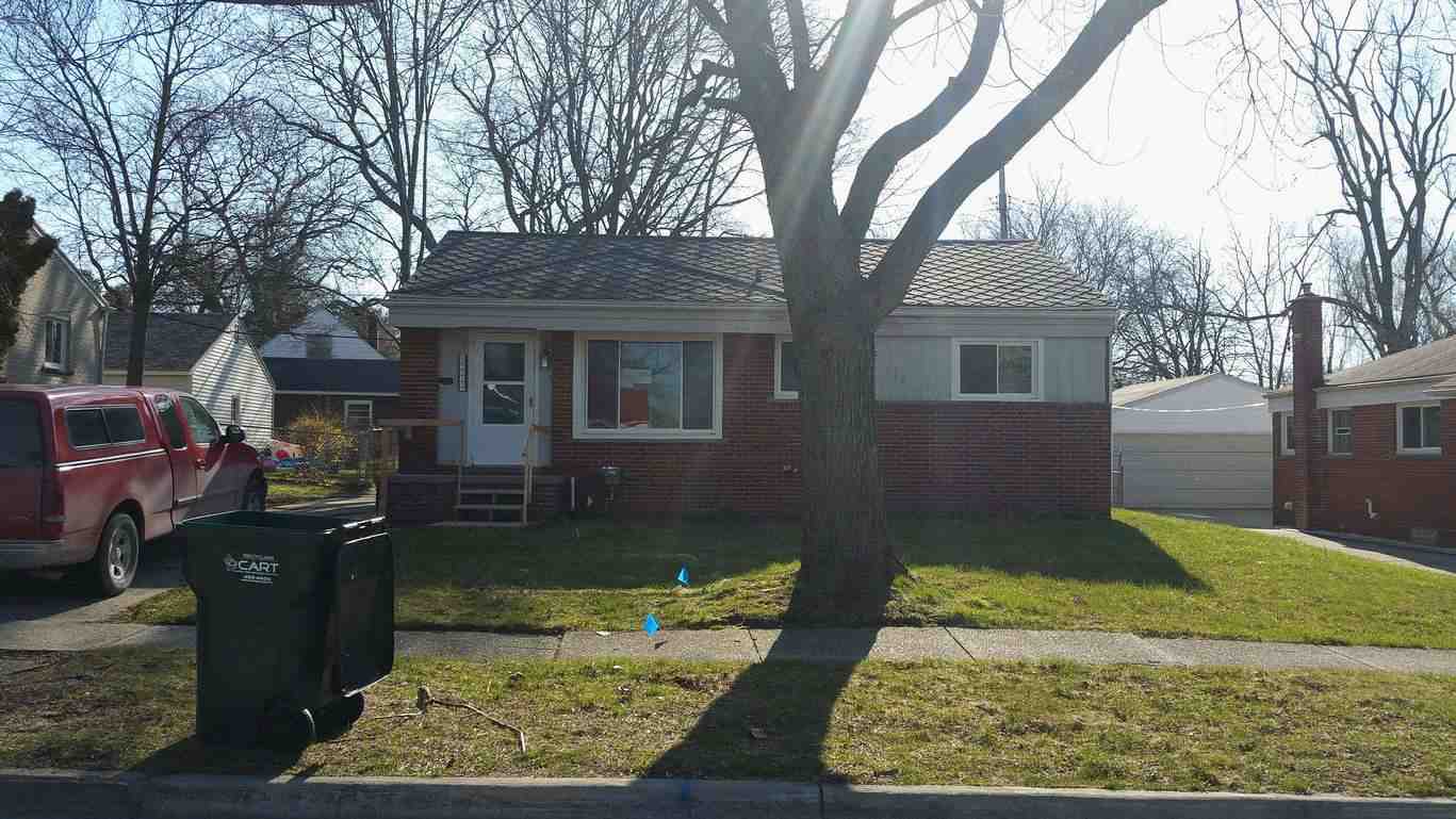 2222 WestburyLansing, MI, 48906Ingham County