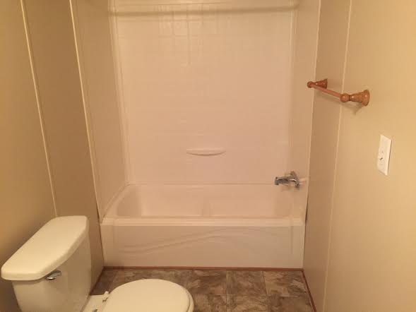 Mill Pond Village 7045 Bickett Blvd.Lansing, MI 48911