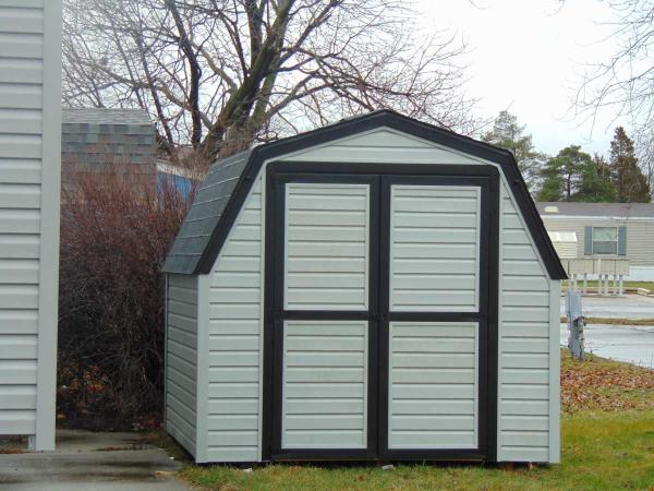 Stonegate Manufactured Housing Community 2700 Eaton Rapids Rd Lot #54Lansing, MI 48911