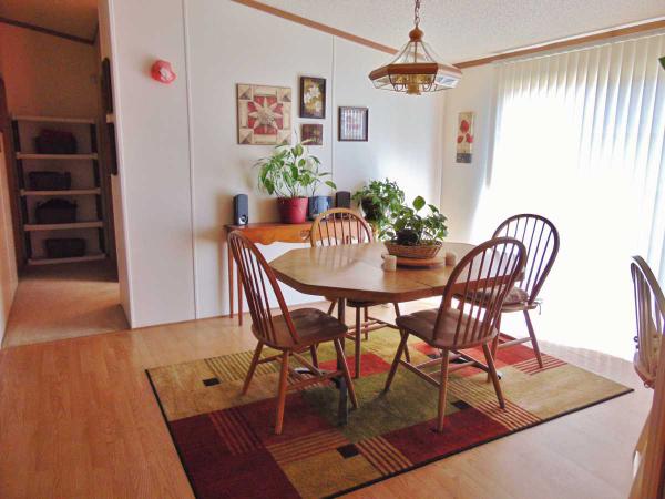 Stonegate Manufactured Housing Community 2700 Eaton Rapids Road, Lot #298Lansing, MI 48911