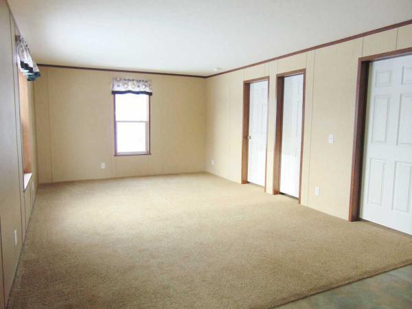 Stonegate Manufactured Housing Community 2700 Eaton Rapids Rd Lot #188Lansing, MI 48911