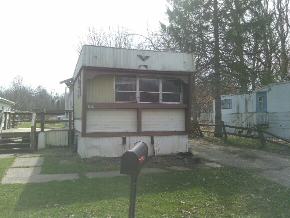 Colonial Acres 3950 N DEADWOOD DRIVEKalamazoo, MI 49002