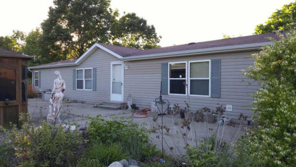 21161 Calvin Hill St