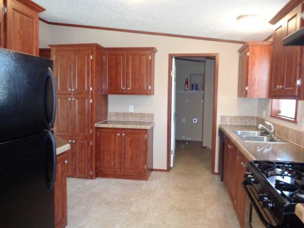 Walnut Ridge 3935 SycamoreJacskon, MI 49201