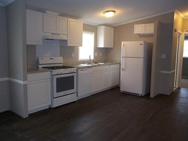 English Meadows 3298 DerbyshireJackson, MI 49201