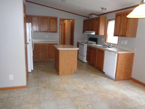 English Meadows 3891 ShorehamJackson, MI 49201