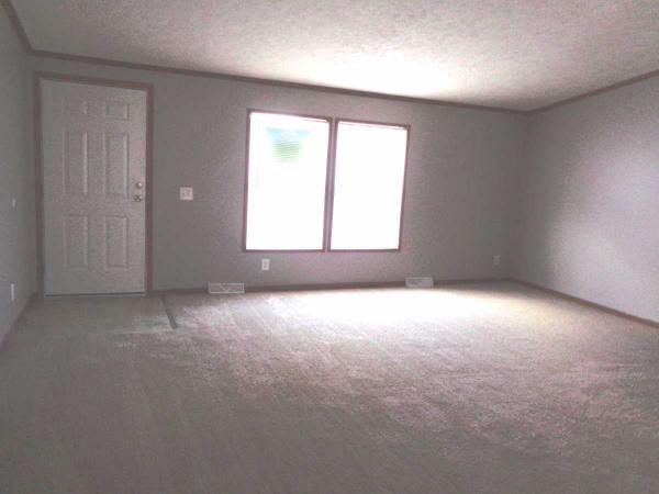 English Meadows 3891 ShorehamJackson, MI 49201