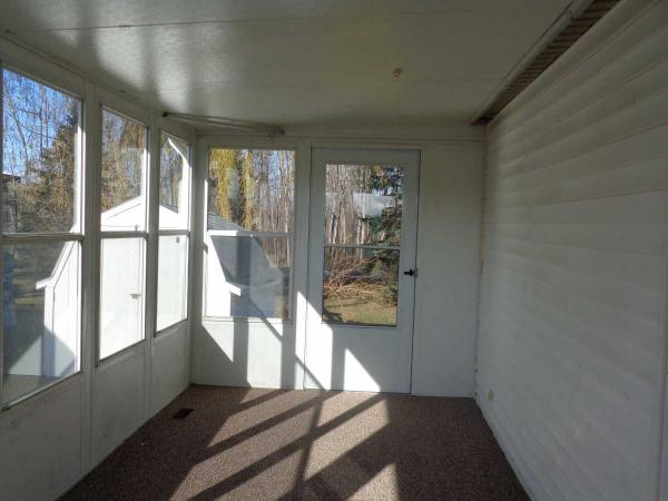English Meadows 3276 AbbingtonJackson, MI 49201