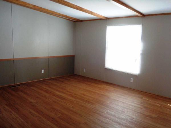 English Meadows 3276 AbbingtonJackson, MI 49201