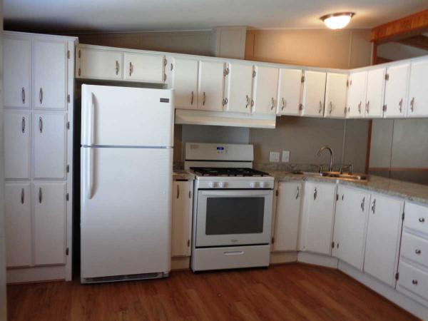 English Meadows 3276 AbbingtonJackson, MI 49201