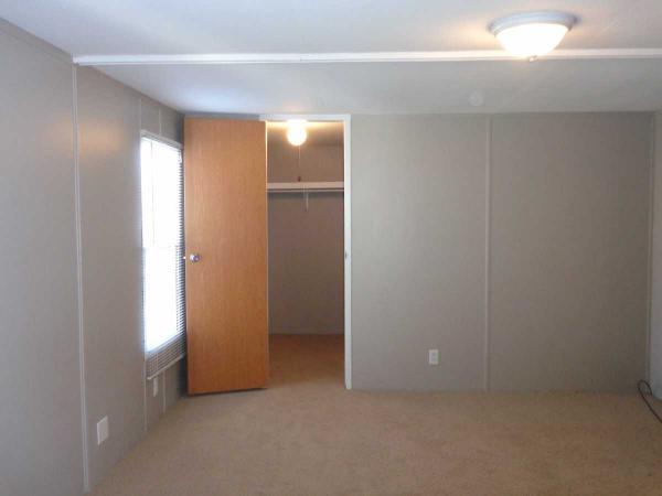 English Meadows 3276 AbbingtonJackson, MI 49201