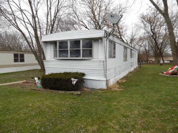 Sherman Oaks 1059 Circle DriveJackson, MI 49201