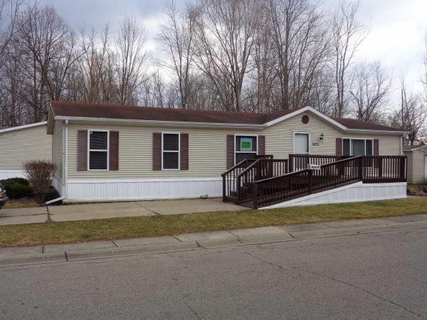 Walnut Ridge 3272 Hawthorn Cr.Jackson, MI 49201