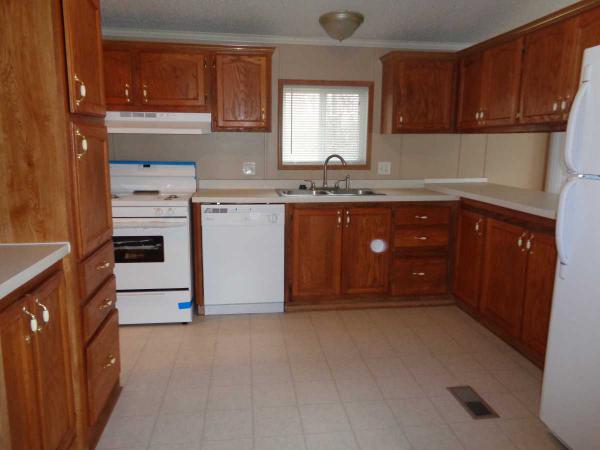 Walnut Ridge 3272 Hawthorn Cr.Jackson, MI 49201