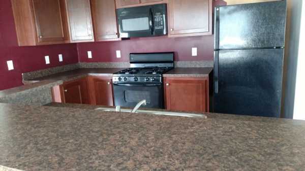 Sherman Oaks 1227 Grand AvenueJackson, MI 49201
