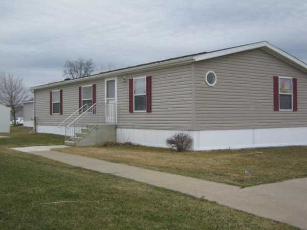 Windham Hills MHC 4091 Kyle CourtJackson, MI 49201