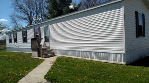 Sherman Oaks 1231 Grand AvenueJackson, MI 49201