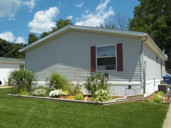 Cozy Manufactured Home Community 154 Laurie CircleJackson, MI 49203
