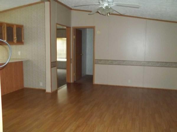 Cozy Manufactured Home Community 154 Laurie CircleJackson, MI 49203