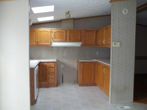 Cozy Manufactured Home Community 154 Laurie CircleJackson, MI 49203