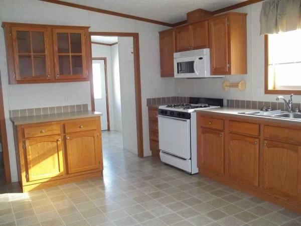 Cozy Manufactured Home Community 195 Laurie CirJackson, MI 49203