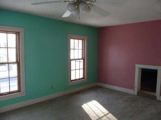422 Dennis StAdrian, MI, 49221Lenawee County
