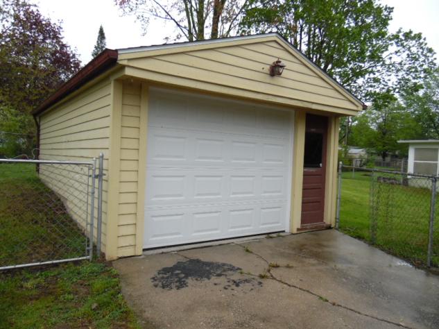 539 Stockford Dr.Adrian, MI, 49221Lenawee County