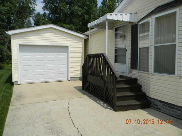 Hidden River North 809 Savannah River Dr.Adrian, MI 49221
