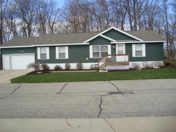 Woodland Estates Mobile Home Park 6913 Ravenwood Ln #148Rockford, MI 49341