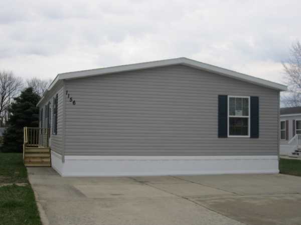 Windsor Woods Village 3575 Edmonton TrailWayland, MI 49348