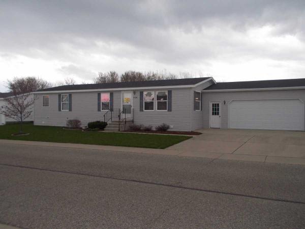 Country Hills Village 3126 Stonewood LnHudsonville, MI 49426