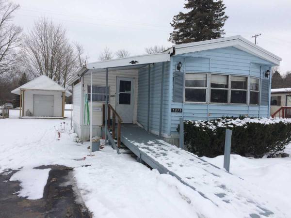 Clover Estates Mobile Home Community 3875 HazelwoodMuskegon, MI 49444