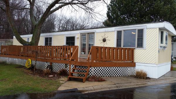 North Shore Mobile Home Community and RV 17990 North Shore Unit 53Spring Lake, MI 49456