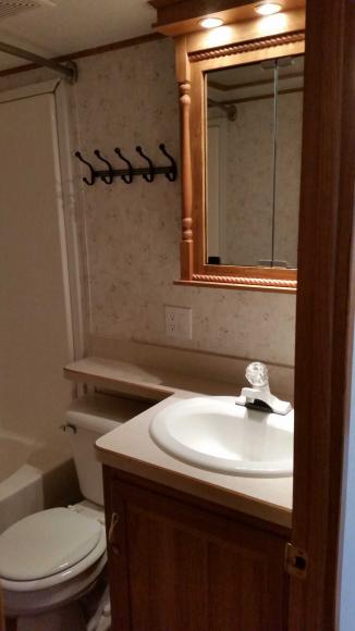 North Shore Mobile Home Community and RV 17990 North Shore Unit 18Spring Lake, MI 49456
