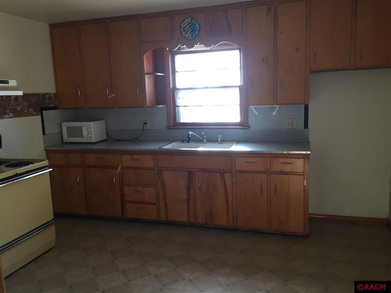 120 NE 4th, Buffalo Center, MN 50424