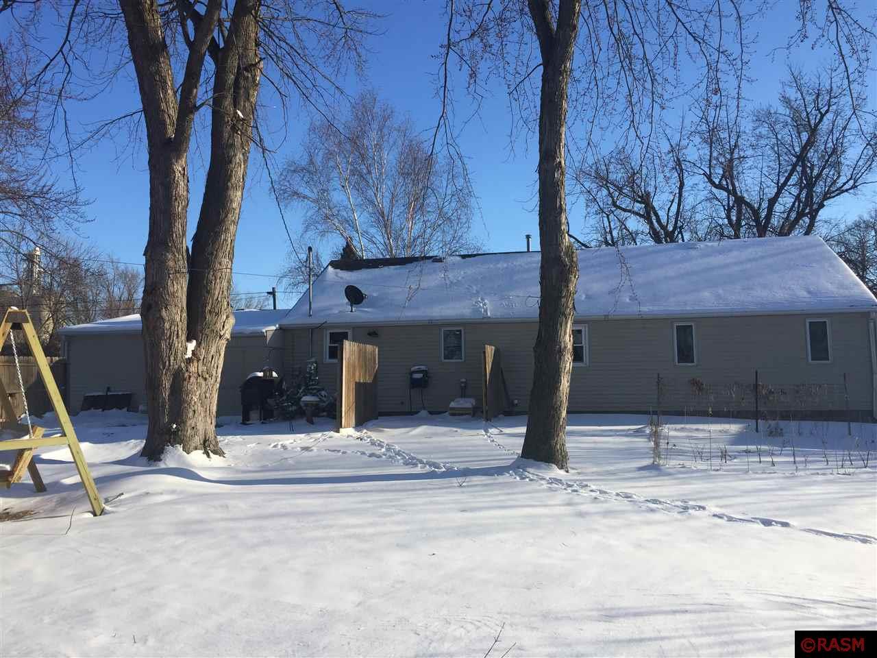 315 W 7th, Swea City, MN 50590