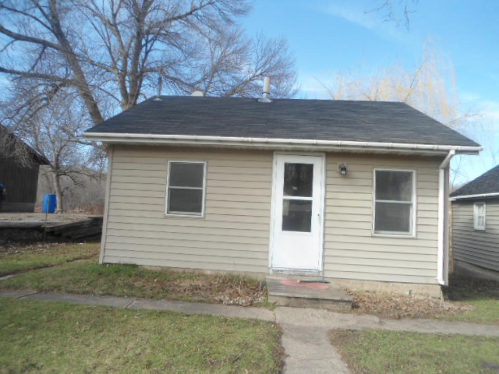 2000 7th Street NW, Faribault, MN 55021